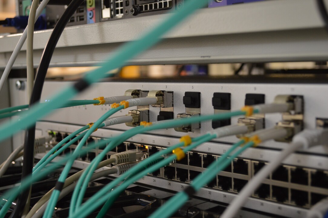 Infraestrutura de Rede de Fibra Óptica